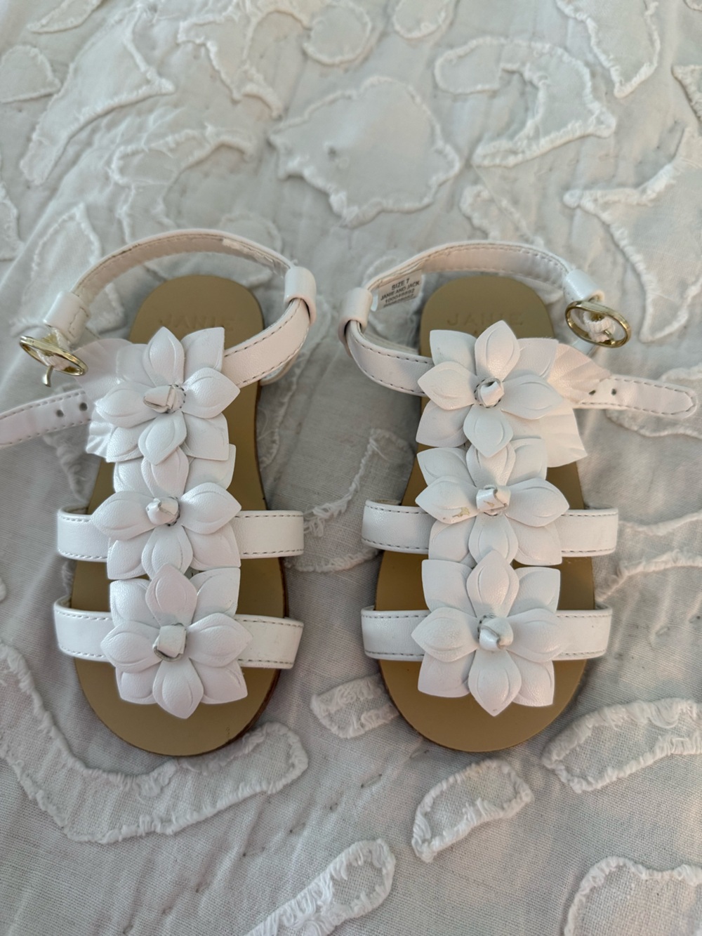 Janie and Jack floral sandals size 7
